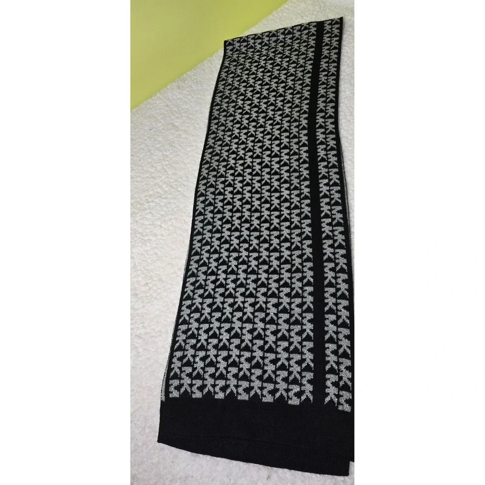Michael Kors Mens Womens Winter Unisex Scarf 10x64 Metallic Designer MK Logo
